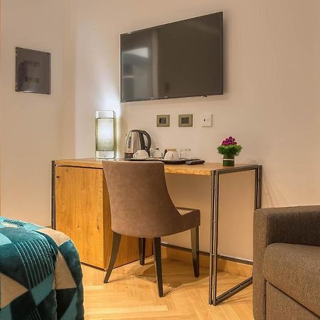 Navona Essence Hotel Rome Exterior photo